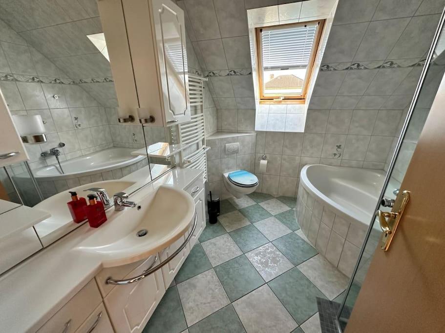 Sonniges & Ruhiges Apartment Mit Balkon Nahe Berlin ツォイテン エクステリア 写真